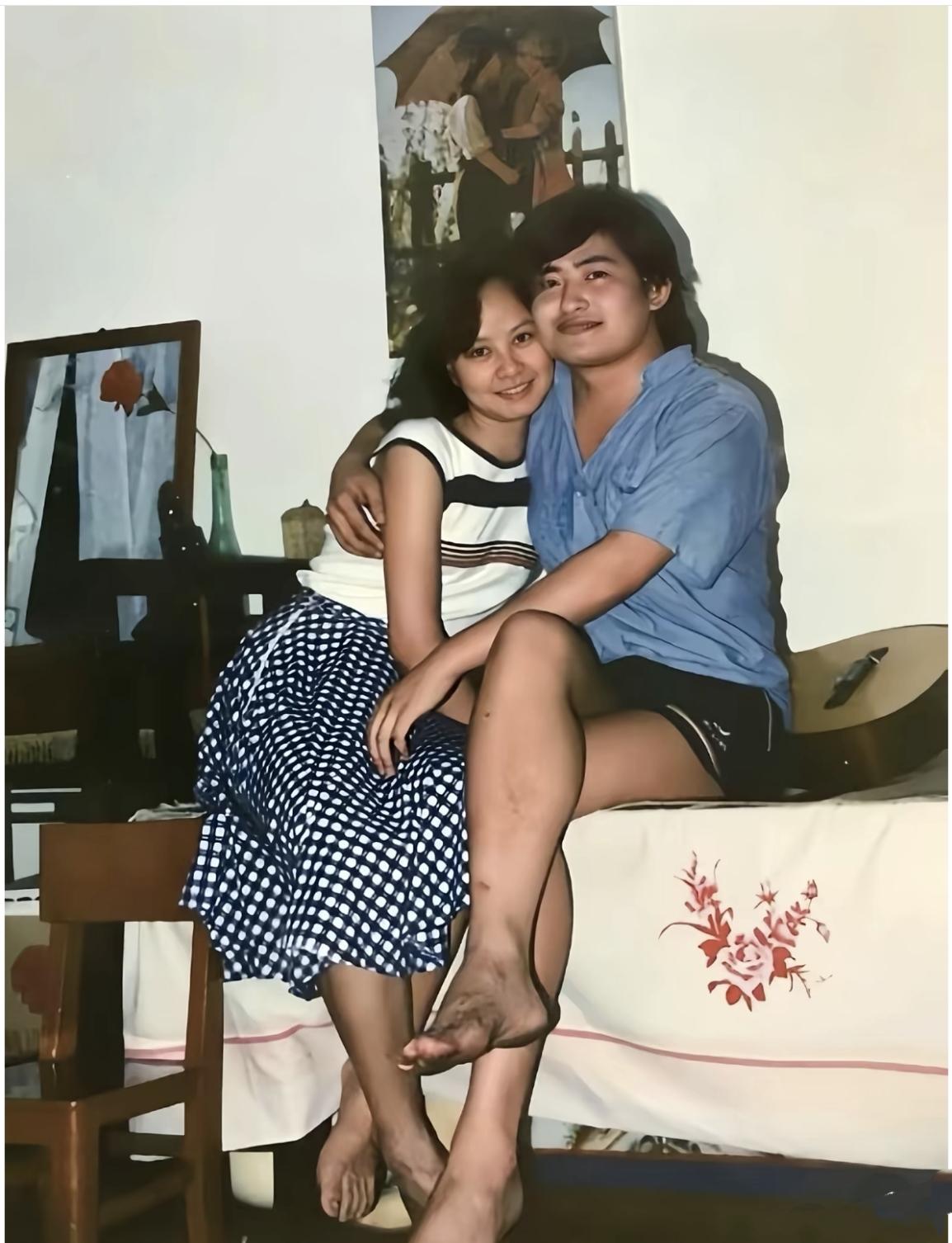 看了刘欢这张新婚照，他算不算曾经也帅过？