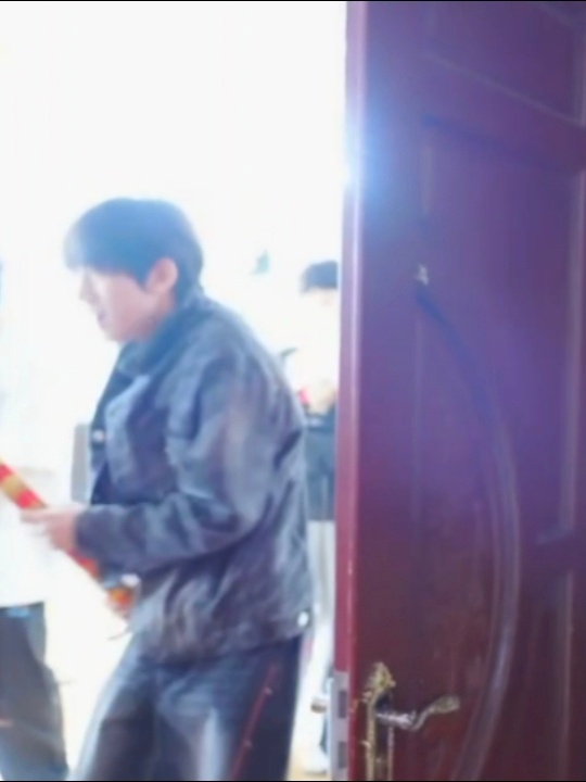 炸毛小狗n.0 