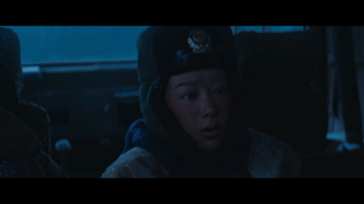 杨紫胡歌新剧重生之末世求生白菊哪怕耗尽力气倒在地上，也从未放弃生的希望，多杰探身