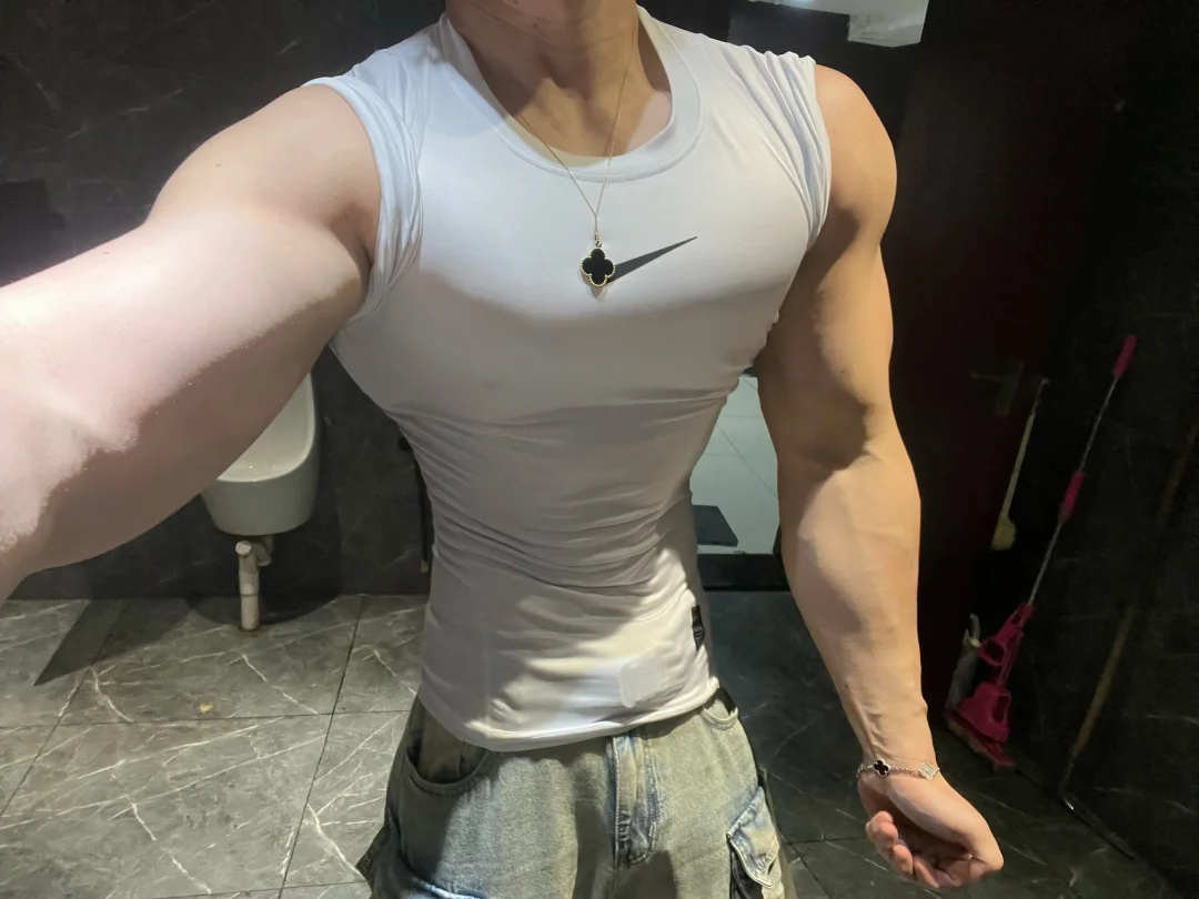 实况——白耐克高弹小哥