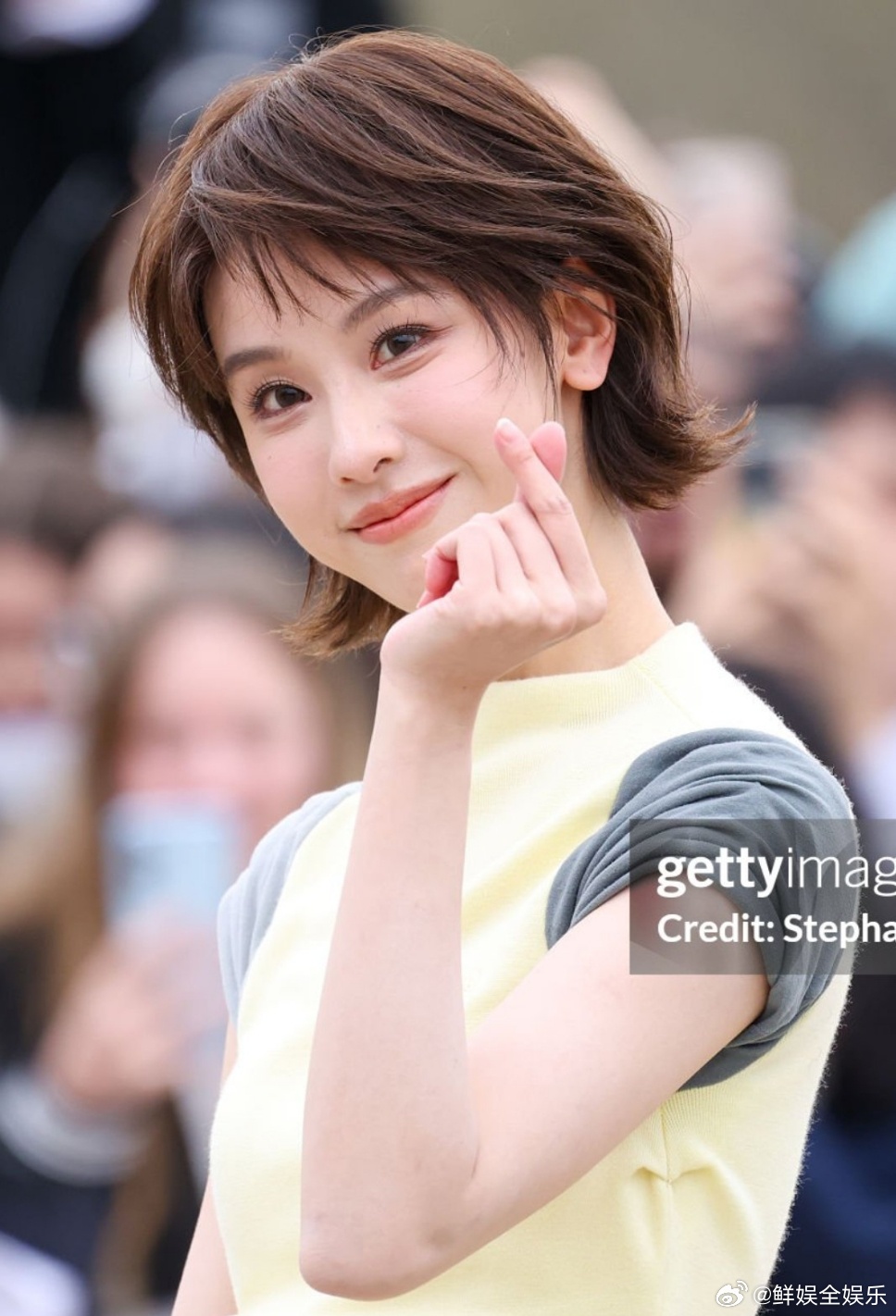 王一博陈都灵宋江吉赛尔LOEWE大秀生图我们陈都灵生图也完全不输王一博陈都灵宋江