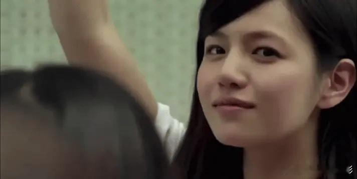 谁说陈妍希老了现在的陈妍希和沈佳宜时期真的没有太大变化陈妍希老了还是沈佳宜