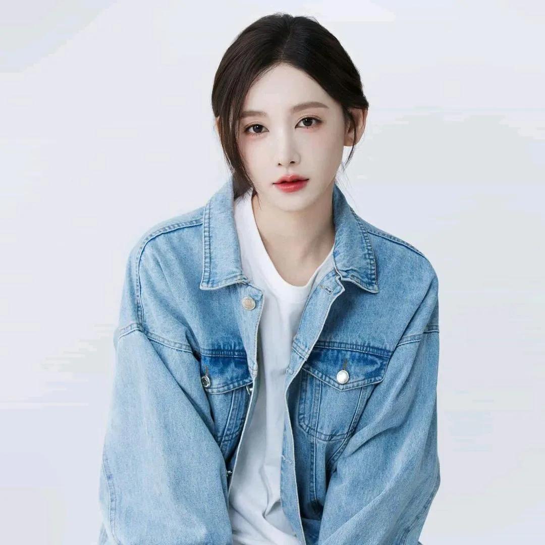 清新脱俗的牛仔外套穿搭，甜美少女心爆棚！甜酷风牛仔穿搭 减龄穿搭牛仔 牛仔减龄穿