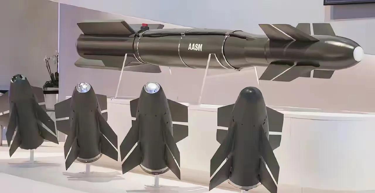 AASM“铁锤”炸弹在乌克兰战场表现优秀，法国追加1.25亿欧元扩大生产线。别看