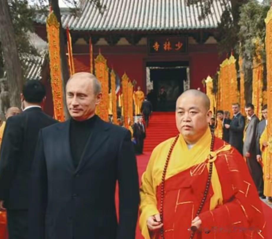 普亲为和尚背过书。