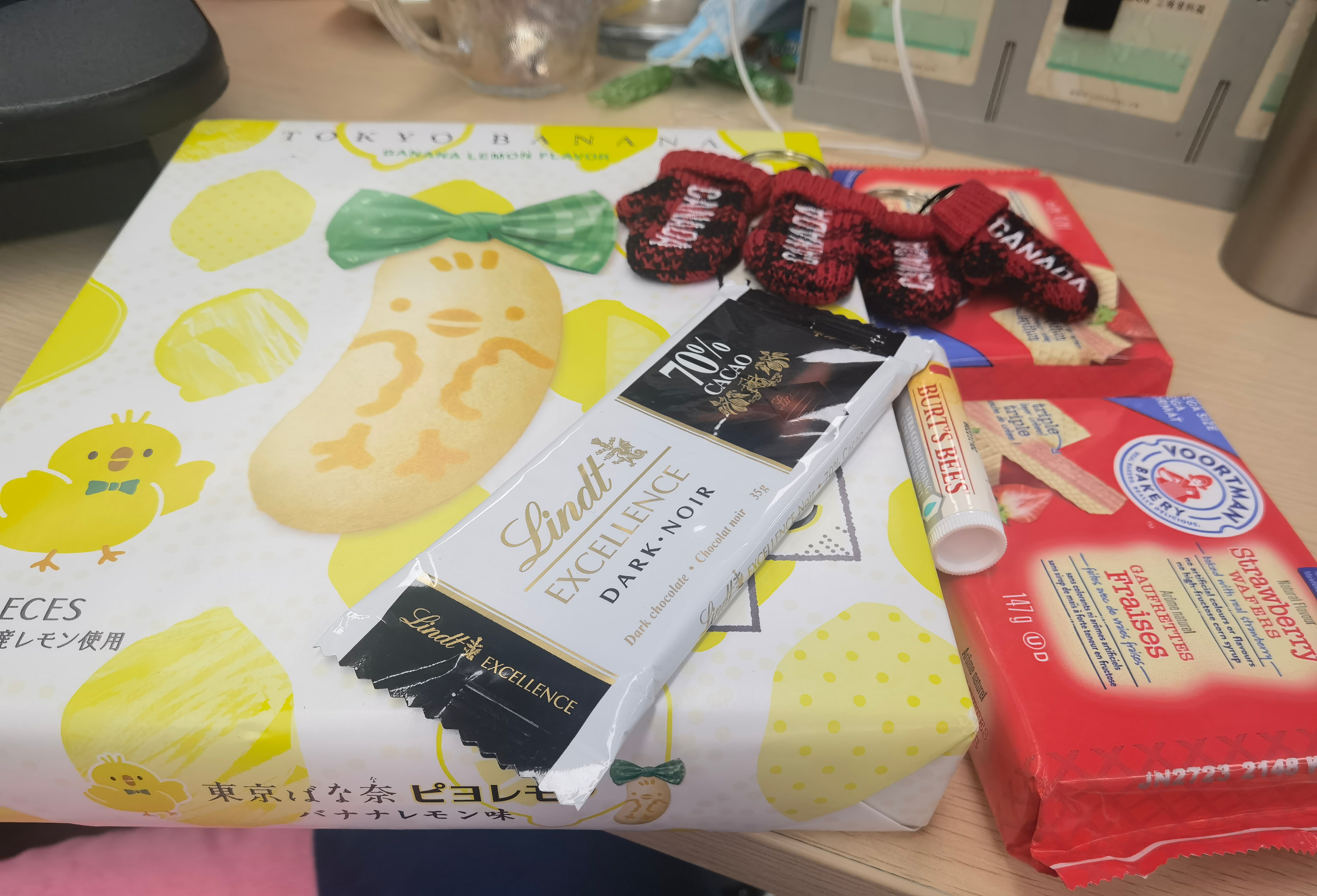 淘宝闪购感觉是真上过班都是职场人，所以更能拿捏牛马们的作息和日常需求，主打一个精