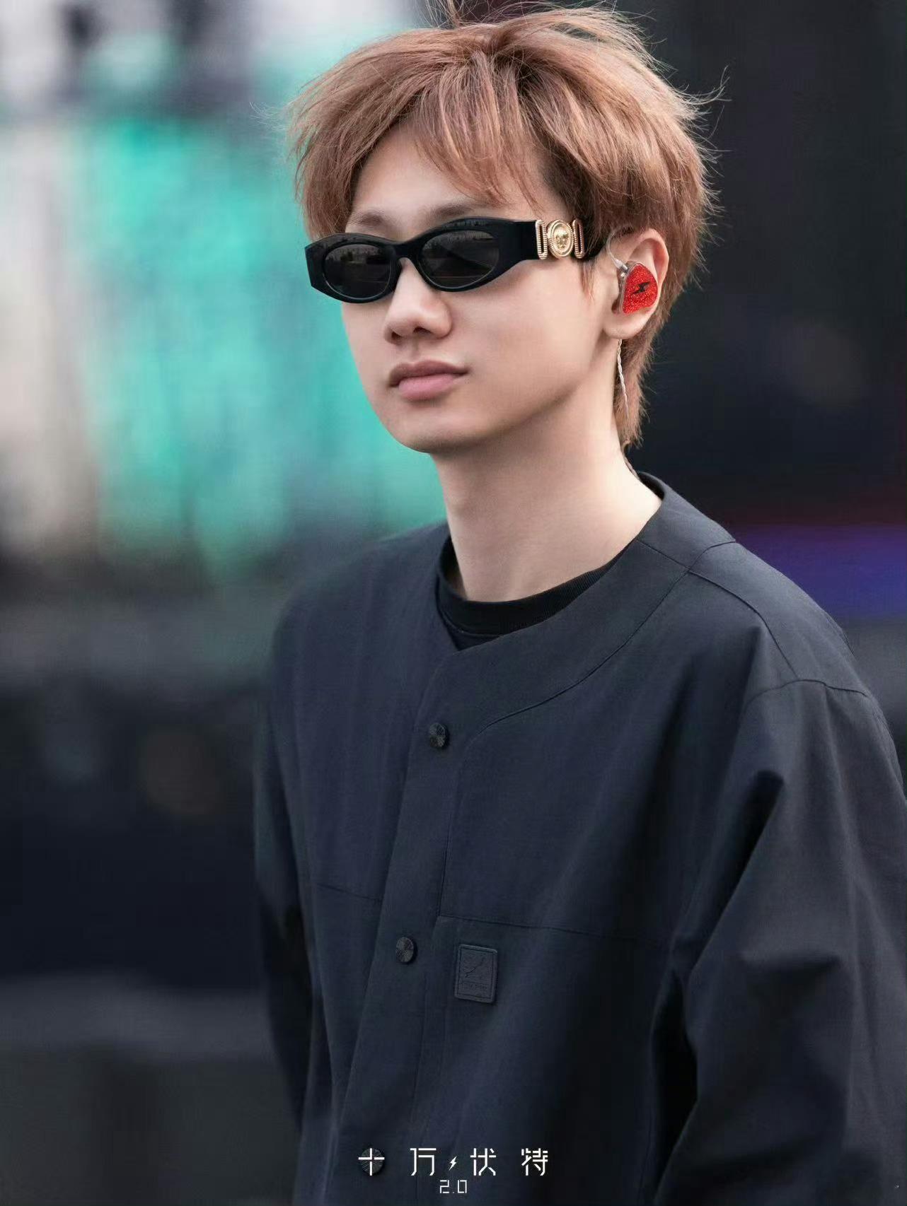 在罗曼城被爱没有掉眼泪的风险 罗曼城是心灵归处！九年新年文案终收尾，从此告别掉眼