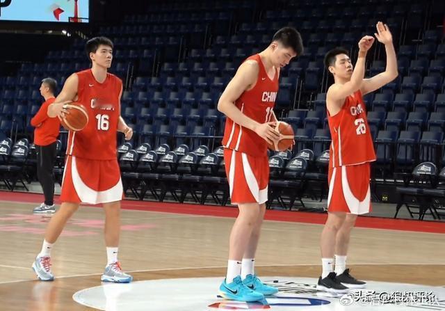 余嘉豪归队，今天冲绳助力中国男篮与日本队的世预赛生死战，杨瀚森？在NBA还在苦苦