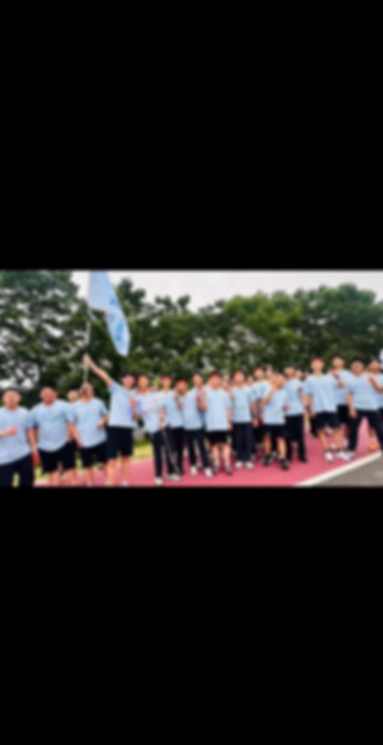 2025被分成了两半 有你的一半和没有你的一半初中 回忆 中考