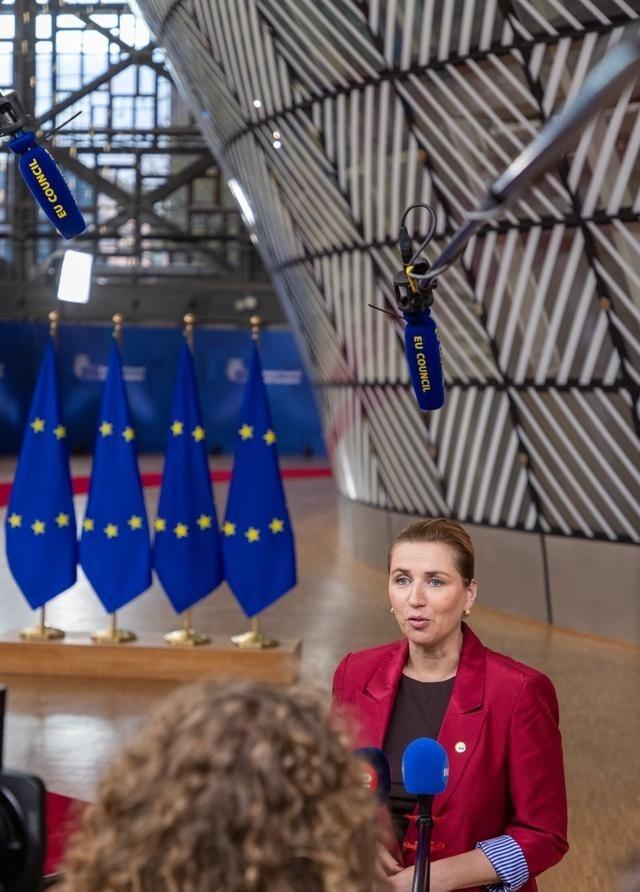 丹麦公开喊话中国近日，丹麦把旅居台湾省民众的居留证、国籍、出生地全部登记成了中国