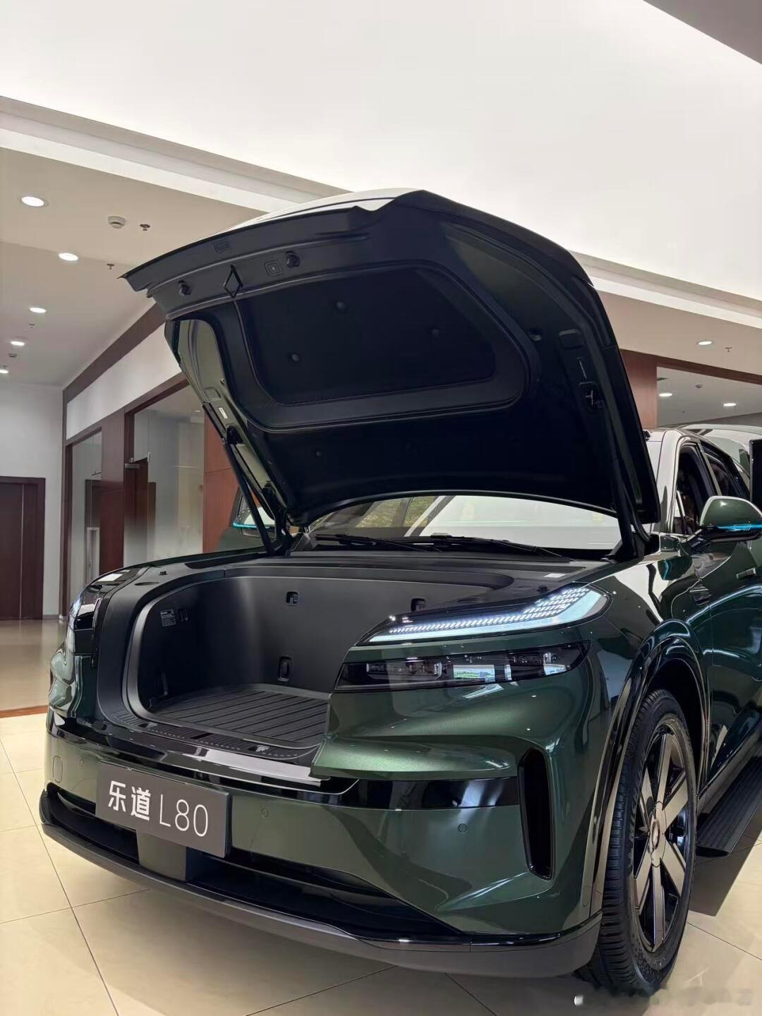 乐道L80，预售价24.58万起，买断价15.98万起（月租899元）蔚来NT3