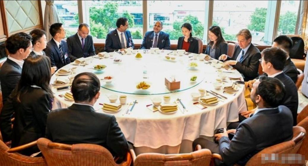 合作要谨慎
最近看到India派代表到China考察产业，不少人觉得这是关系缓和