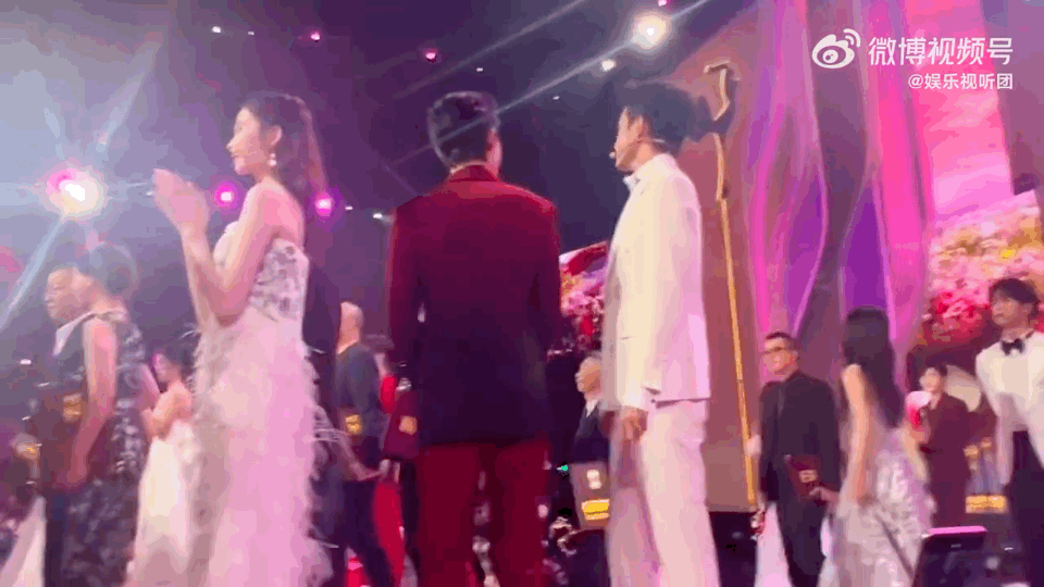 总说熟人局，其实一切的开始还是因为崽本身就是一个很好的孩子