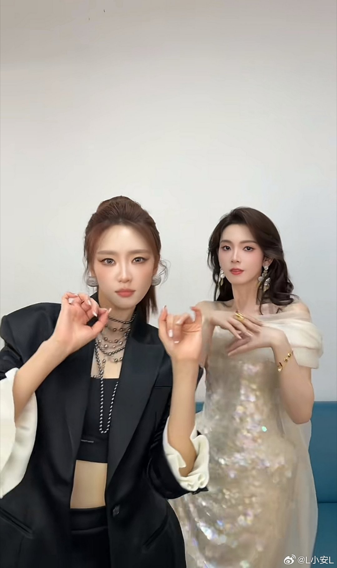 张月陈瑶合体跳舞瑶台月下，原来张月陈瑶相识多年，怪不得默契十足。谁能不心动张月和