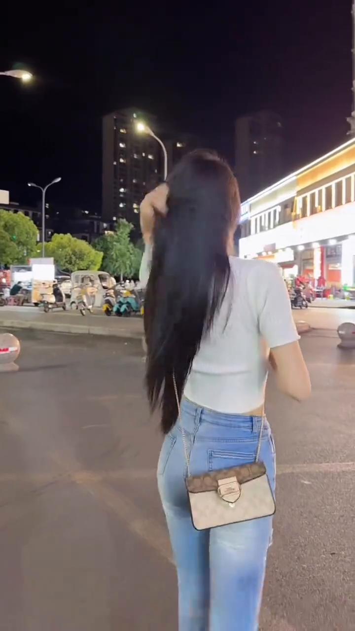 希望有人会同你讲，你的开心比对错更加重要。