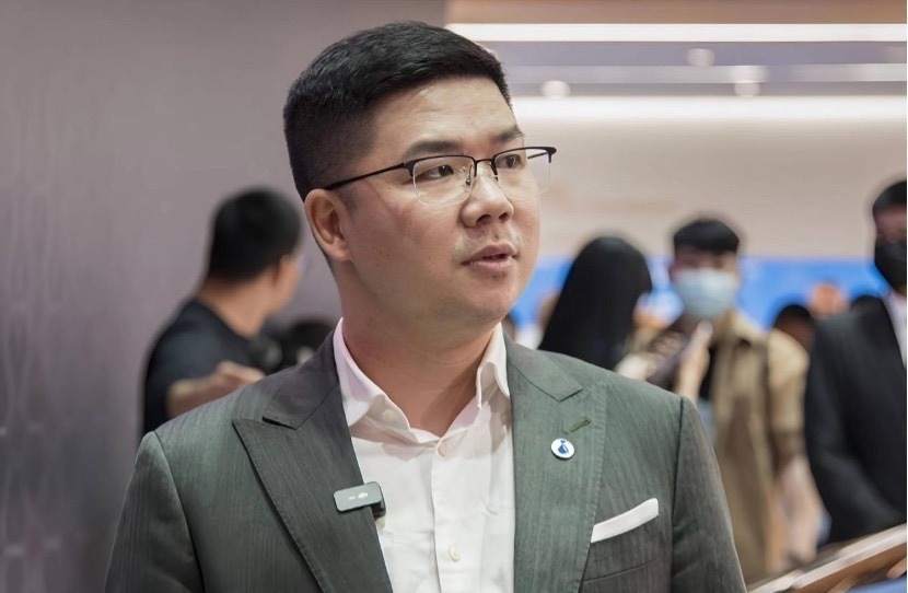 传言赵长江去智界也不是第一次了，好像是第二次吧感觉真会去了。智界马上出MPV，赵