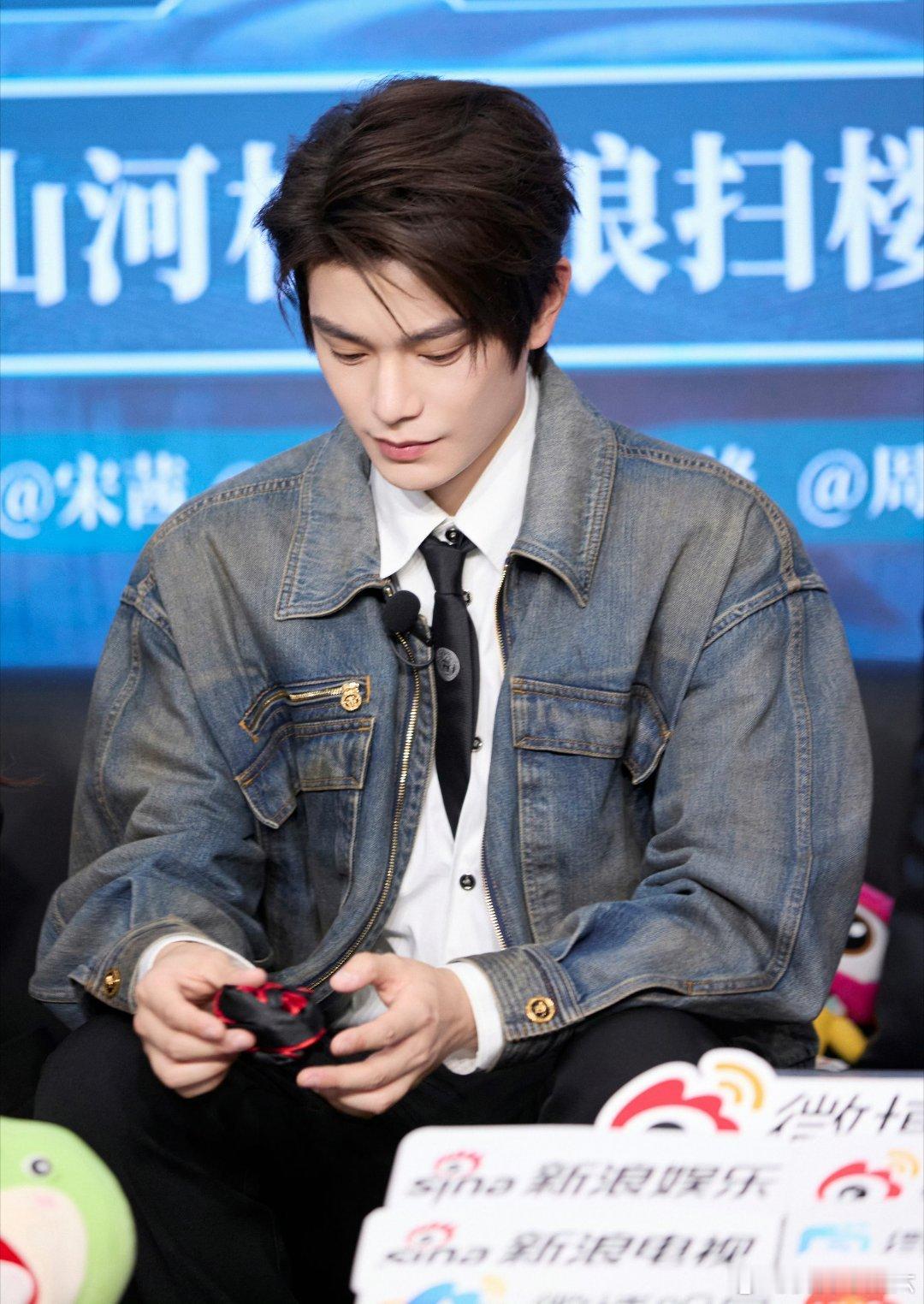 三元品牌代言人丁禹兮 dyx丁禹兮卫韫 演戏、唱跳、营养全A认证💯完美契合三元