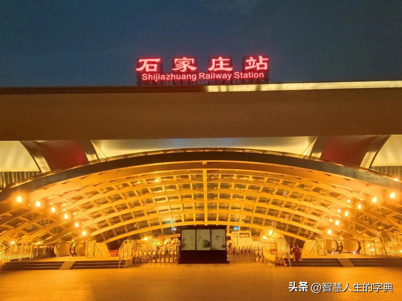 石家庄到张家口修直达高铁的事，最近官方一锤定音：没进国家规划，暂时建不了。很多河