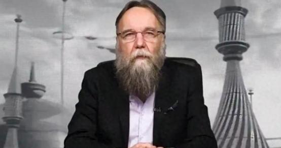 普京身边顶级智囊放出重磅预测！接下来要爆发冲突的地区，既不是台海，也不是南海。