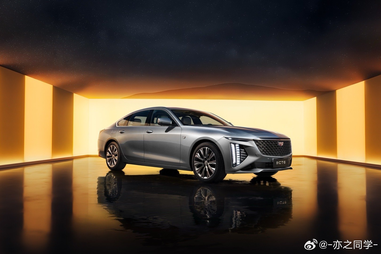 2026款凯迪拉克CT6正式上市，全款一口价28.99万-32.99万元，直降1