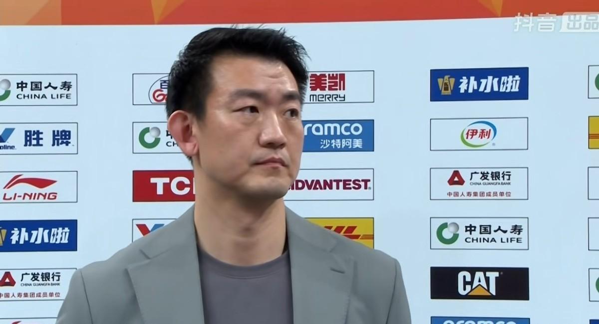 王博直接摊牌了，我就赌去年的老班底，广厦常规赛最后一场的轮换安排有点反常，新援没