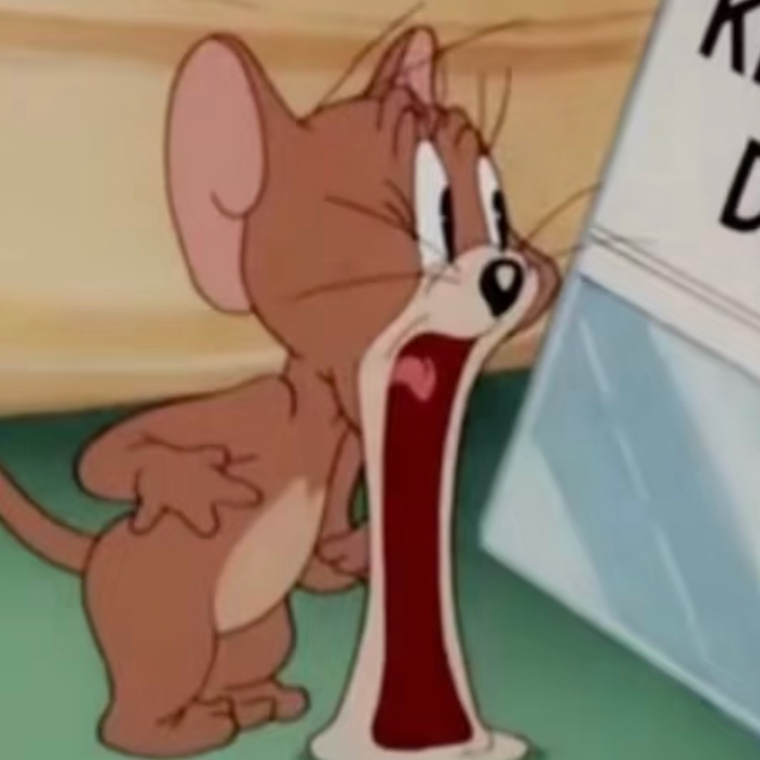 买139999元黄金手机壳送iPhone我仔细想了想，这波其实挺划算的，毕竟iP