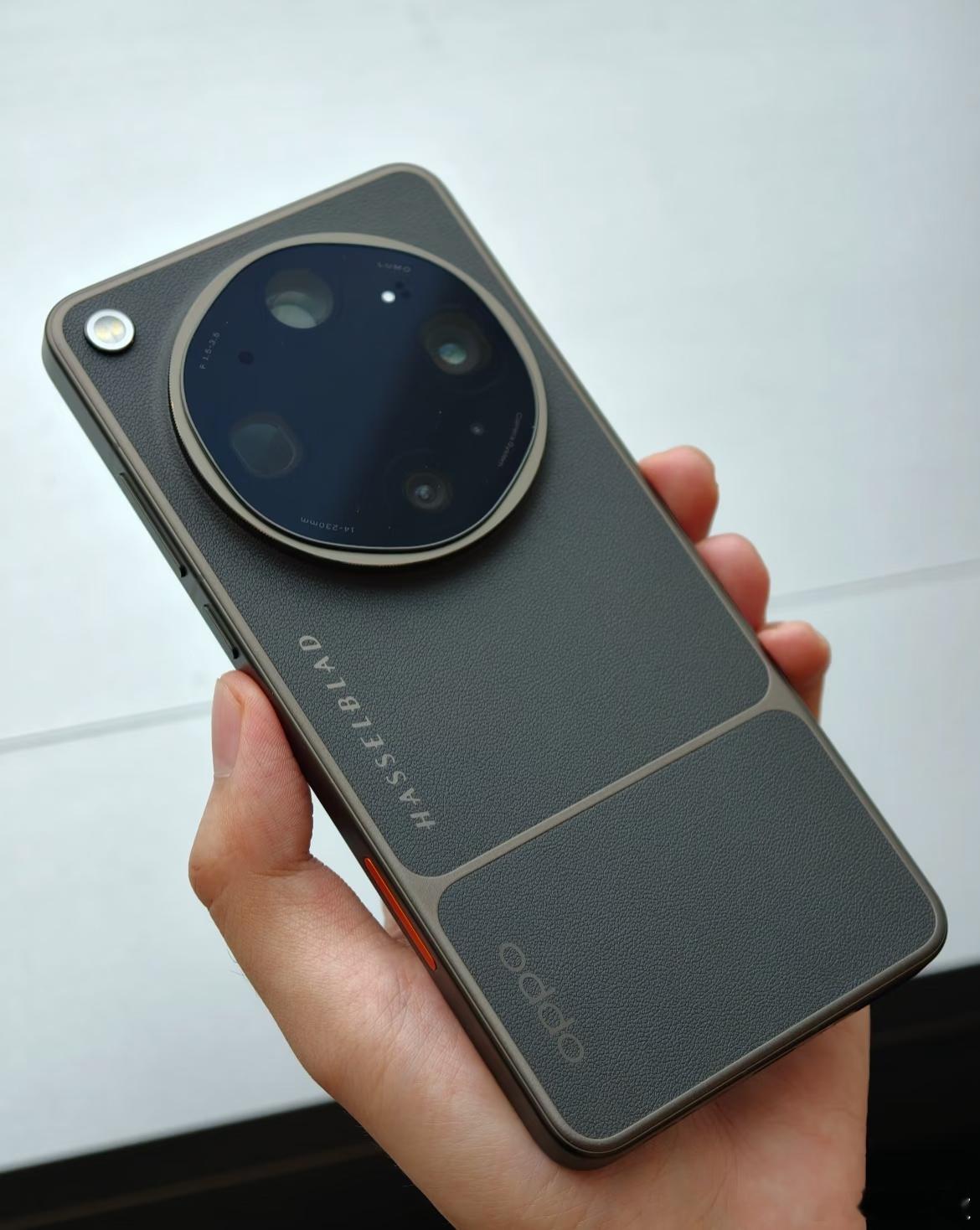 OPPO Find X9Ultra，简直不要太好看，质感超级棒！