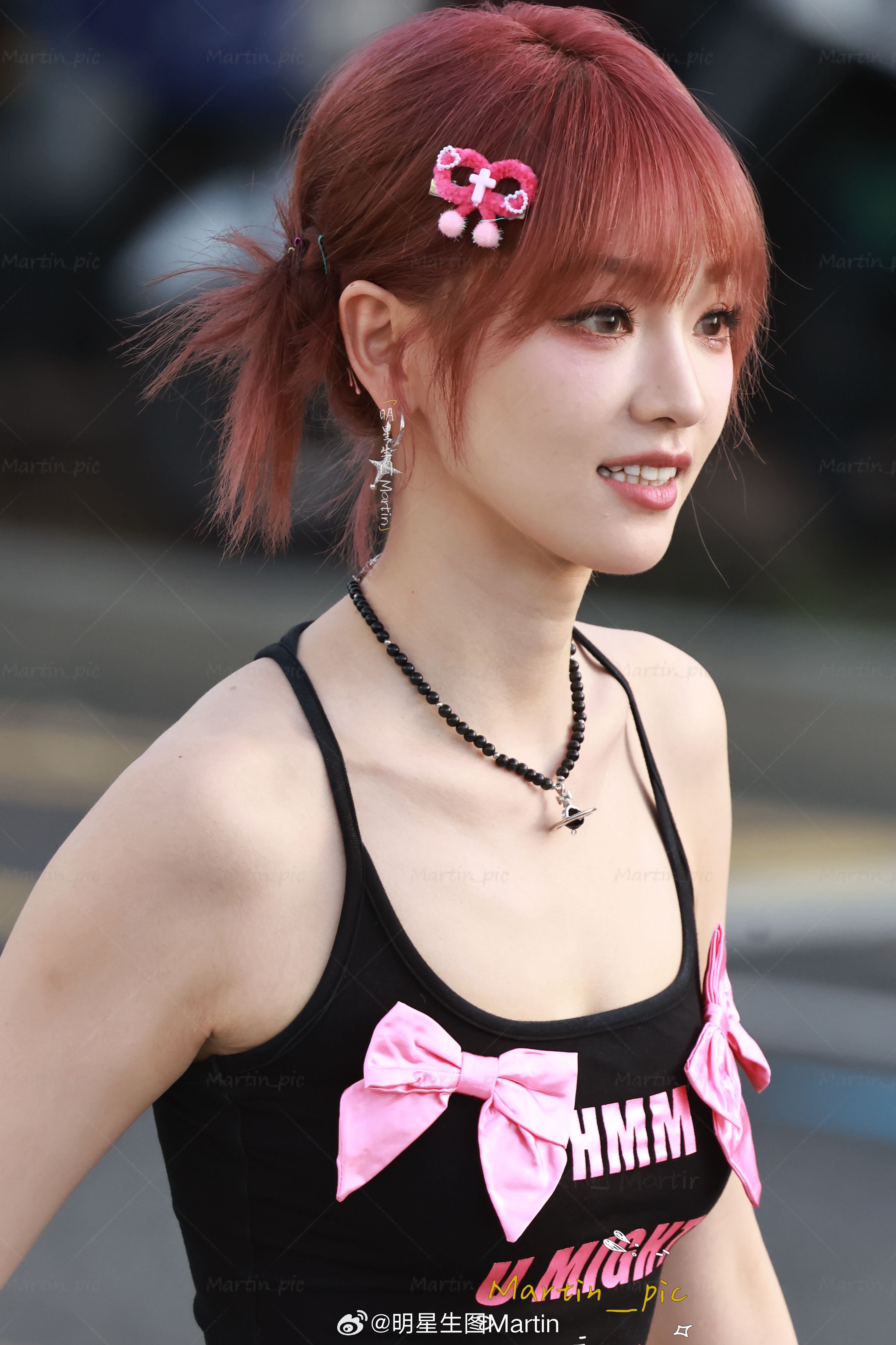 黄灿灿 黄灿灿浪姐上班生图千禧鬼马少女黄灿灿 可可爱爱黄灿灿赢了何宣林 hcc 