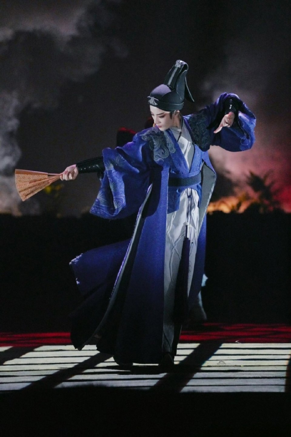 陈丽君帅起来还有其他人什么事了 救命！陈丽君的梁山伯扮相帅到心巴上了💘 骨相清