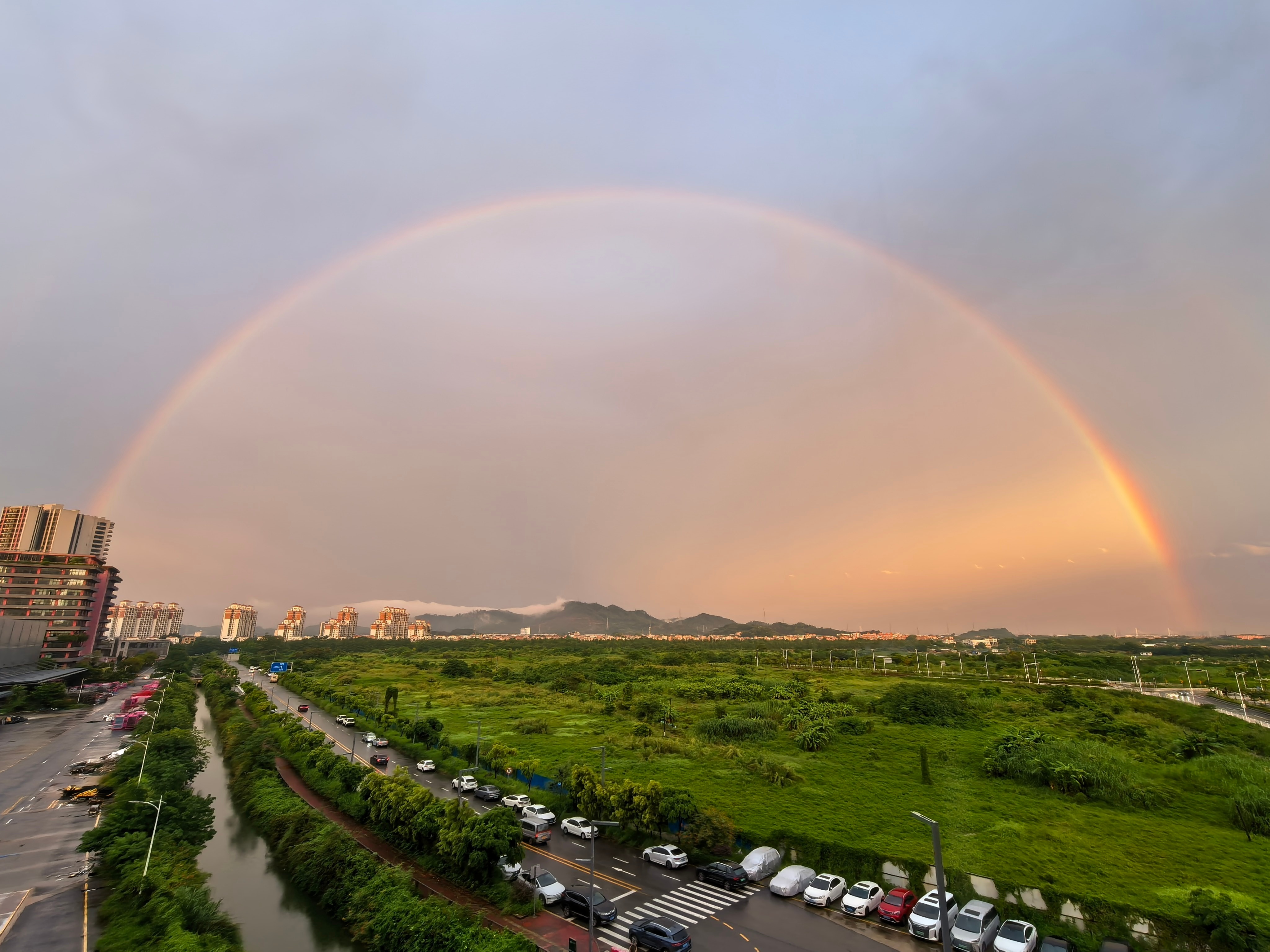今天有彩虹🌈 
