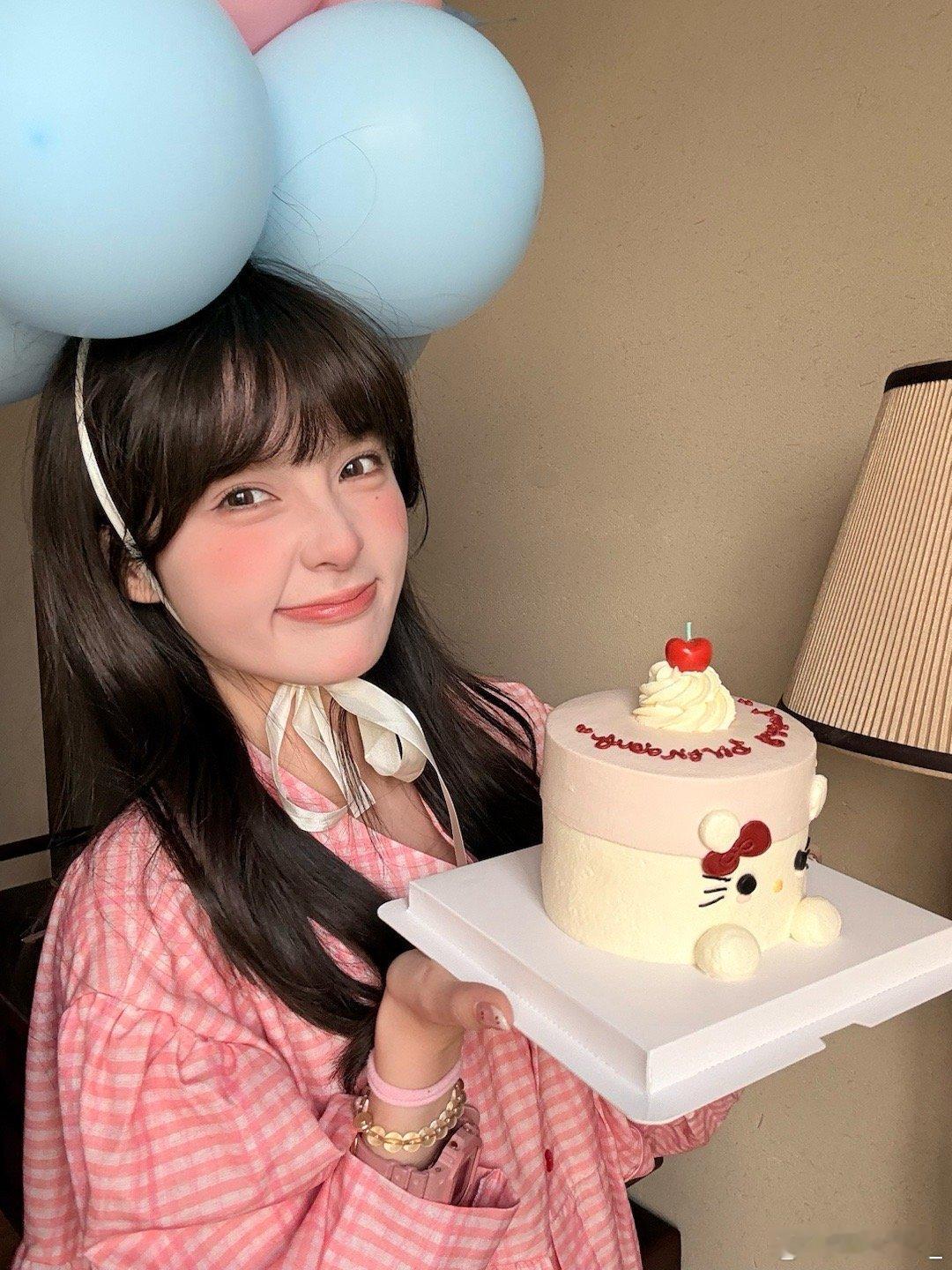 ⁺₊♡₊⁺ 許願日🎂 
