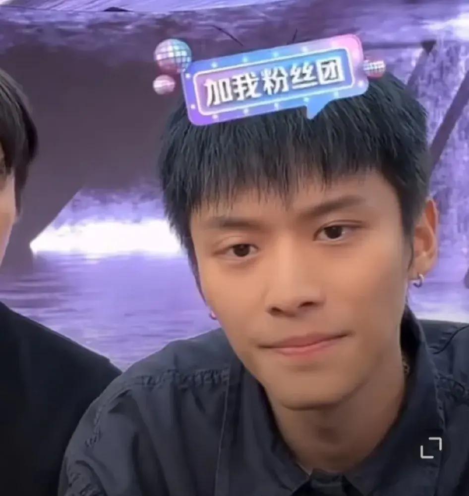 #小杨哥哭了#这是掉几滴眼泪事情就能解决的事吗？！不正面回答所有争议，打打感情牌