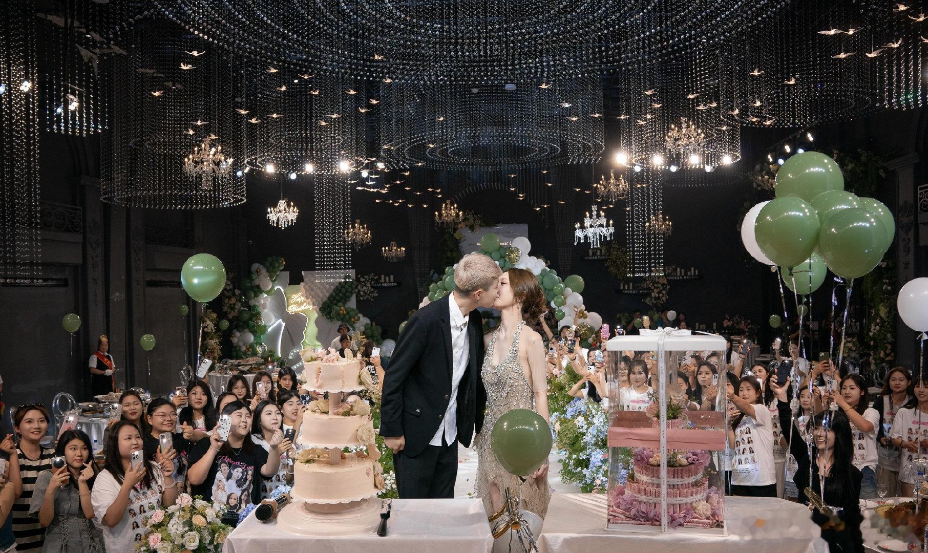 高迪妈妈酒后感谢儿媳 高迪妈妈酒后感慨不停，高迪母亲直言这辈子由衷感激大美，亲切