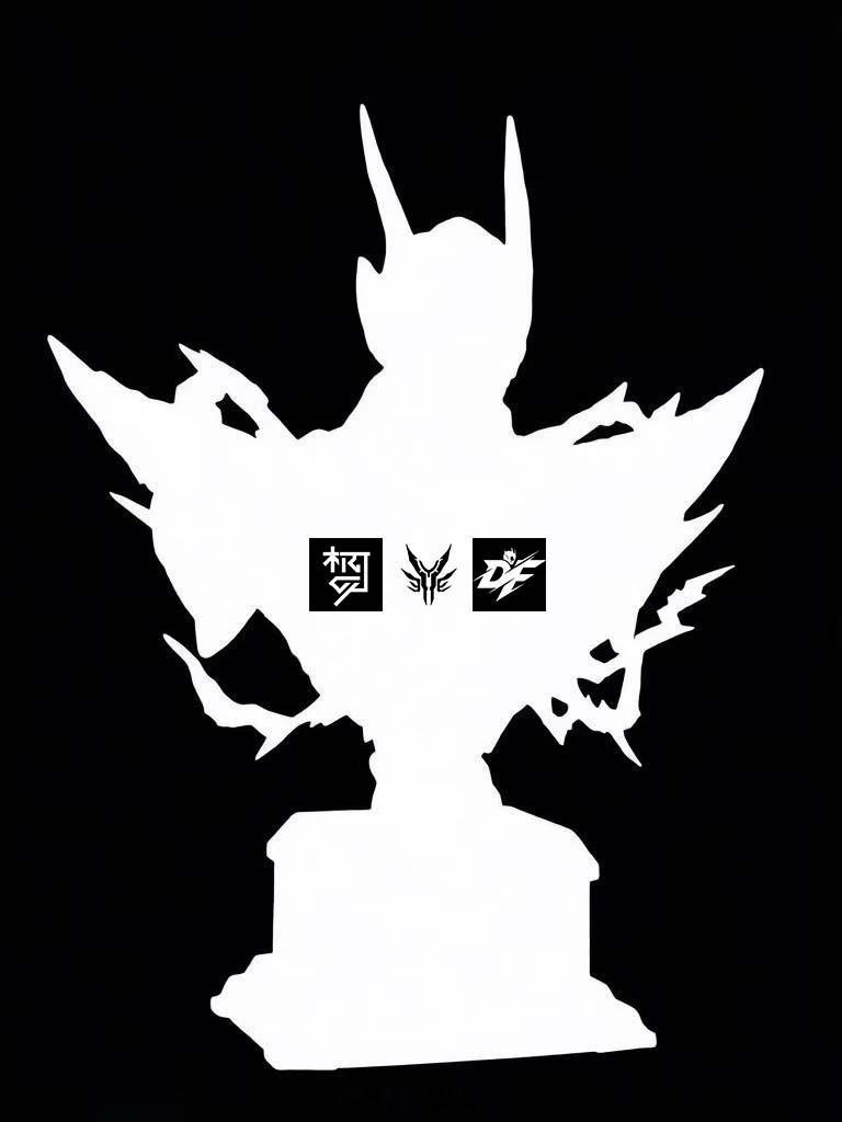 预告，蒙面好汉ZZZ超梦王胸像7.9开订原画&监修 我本人模型&渲染 yeye色