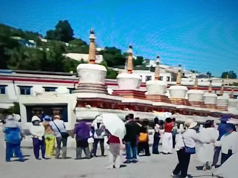 这里是离太阳最近的地方，也是我心中遥远的净土，若今生有缘，一定要亲自走一遍