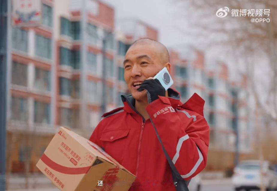 你们敢跟别人推荐手机吗？特别是便宜但又耐用的，之前有位快递小哥要我推荐什么手机耐