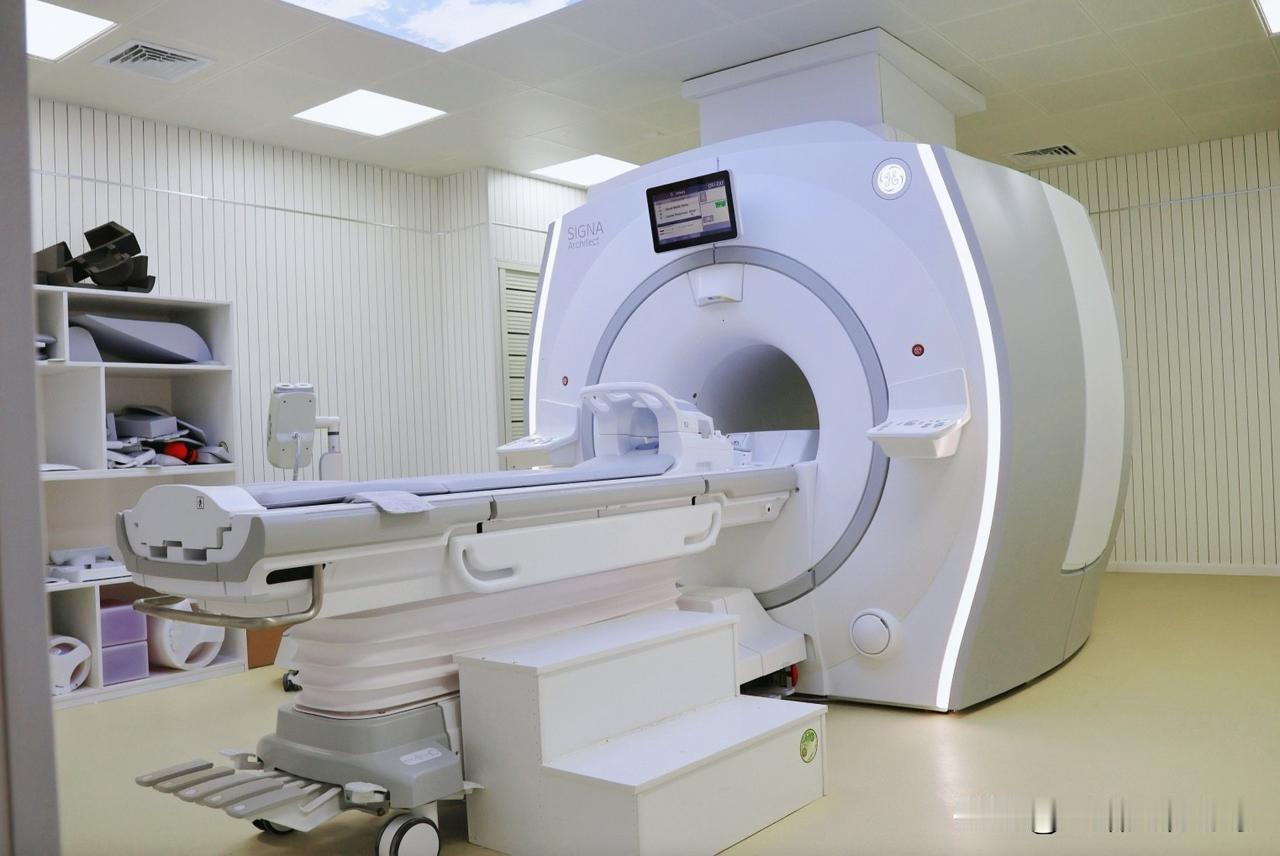 杭州市富阳区中医院全新引进的GE 3.0T高端磁共振、GE 256排CT  已正