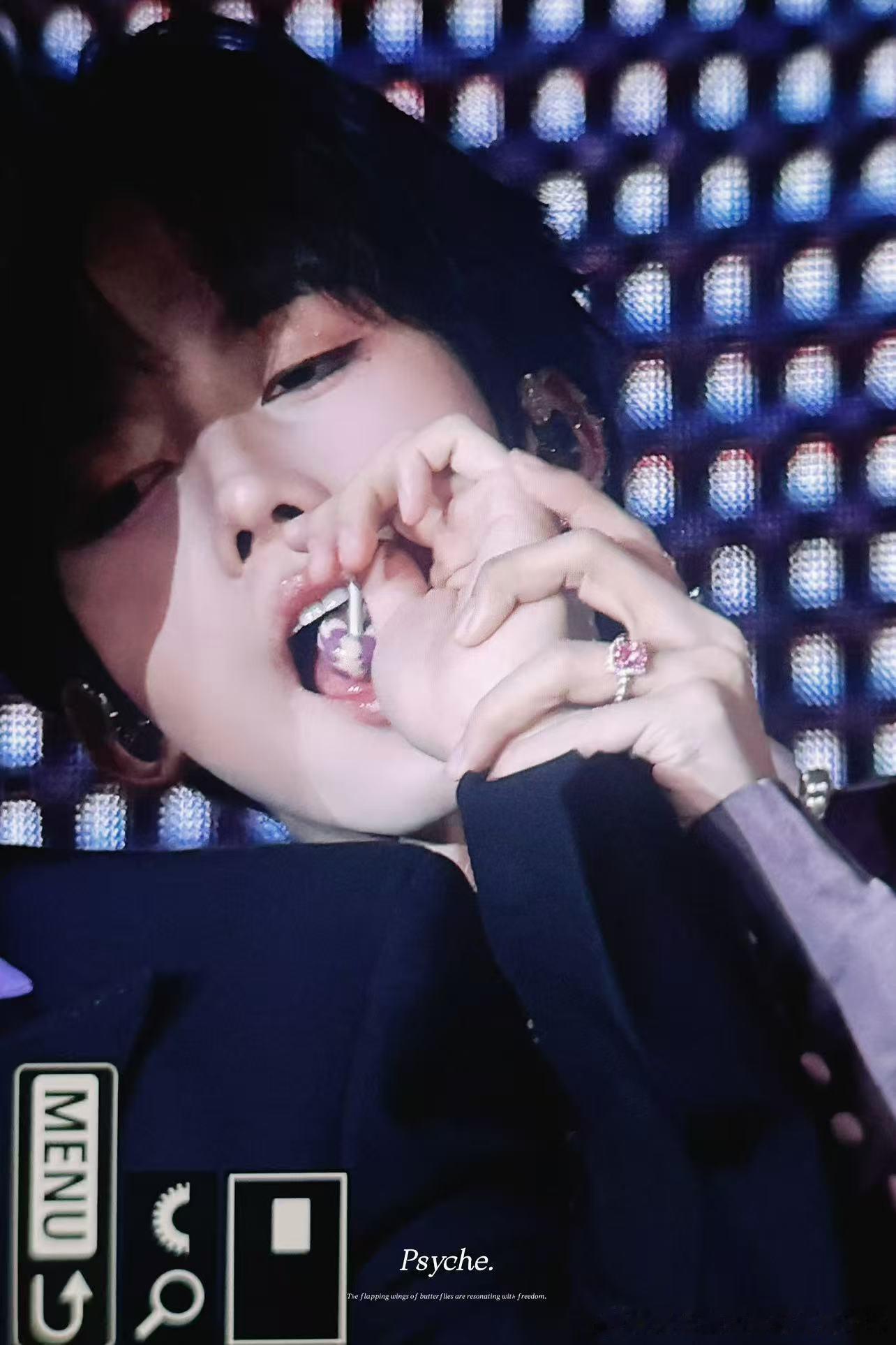 ⭐ 🍁 救命！！！！谁看了这张照片不说一声woc男妲己吧 