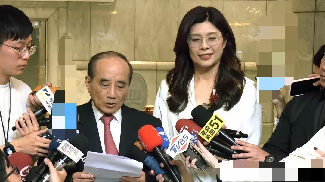 大家别瞎骂！郑丽文访陆是台湾2300万人的和平护身符

中美关系转向缓和的当口，