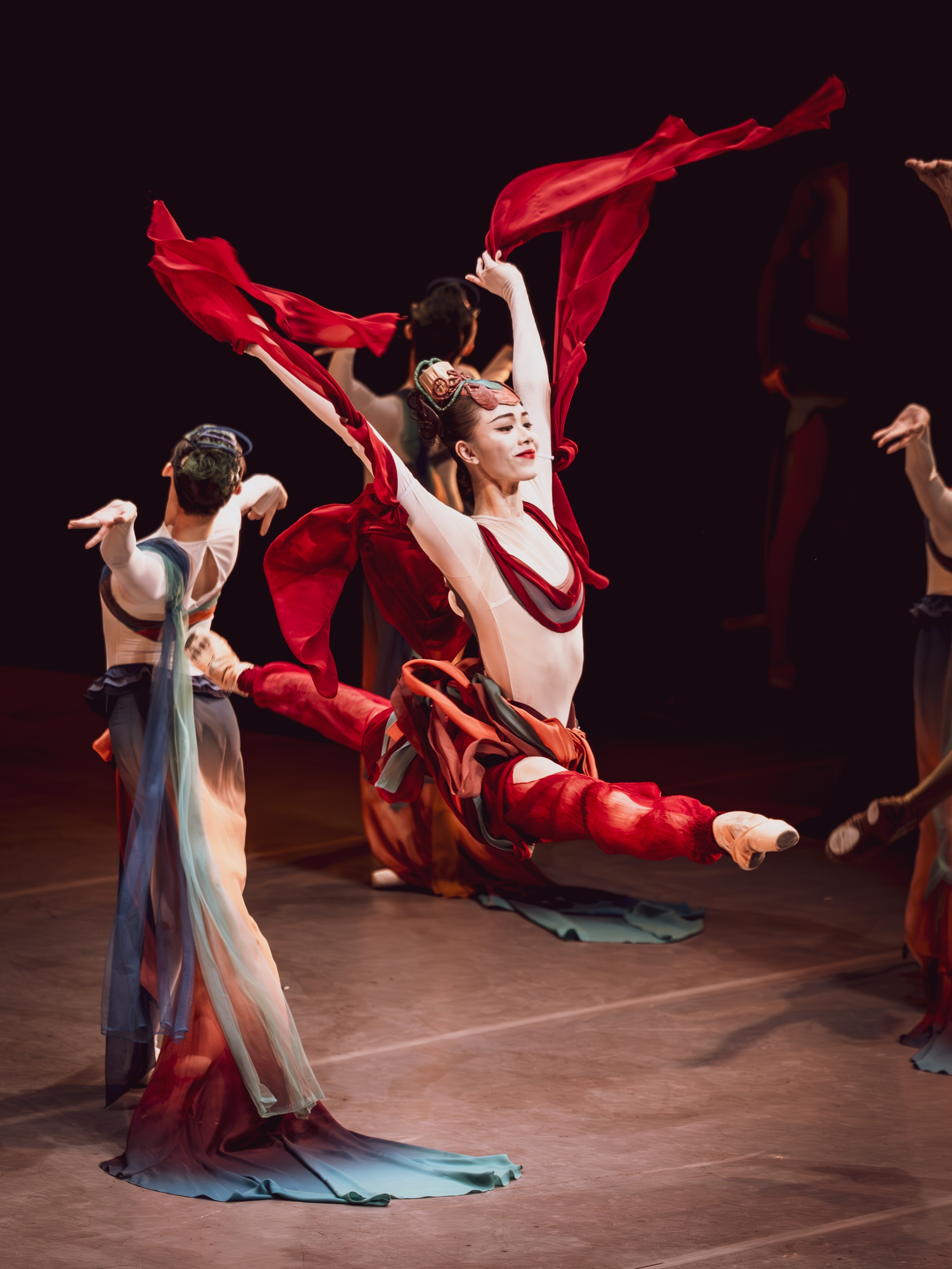 2024新篇章🐲何其有幸难忘的时刻难忘的舞台💐新的一年 一起在舞台上创造更多