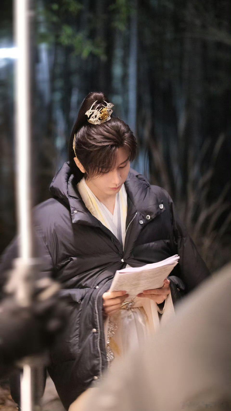 成毅赴山海cy成毅萧秋水李沉舟肖明明他的演技无可挑剔,他的人品善良到了极致,始于