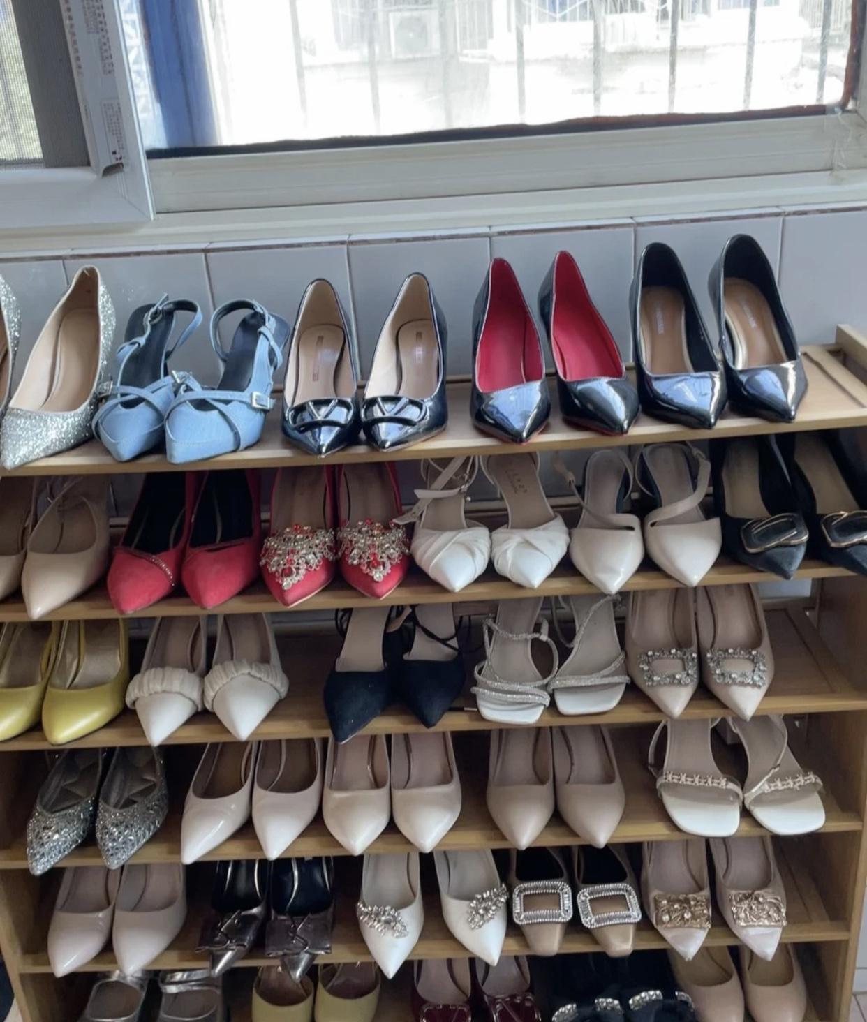 优雅鞋履，尽显时尚风采！