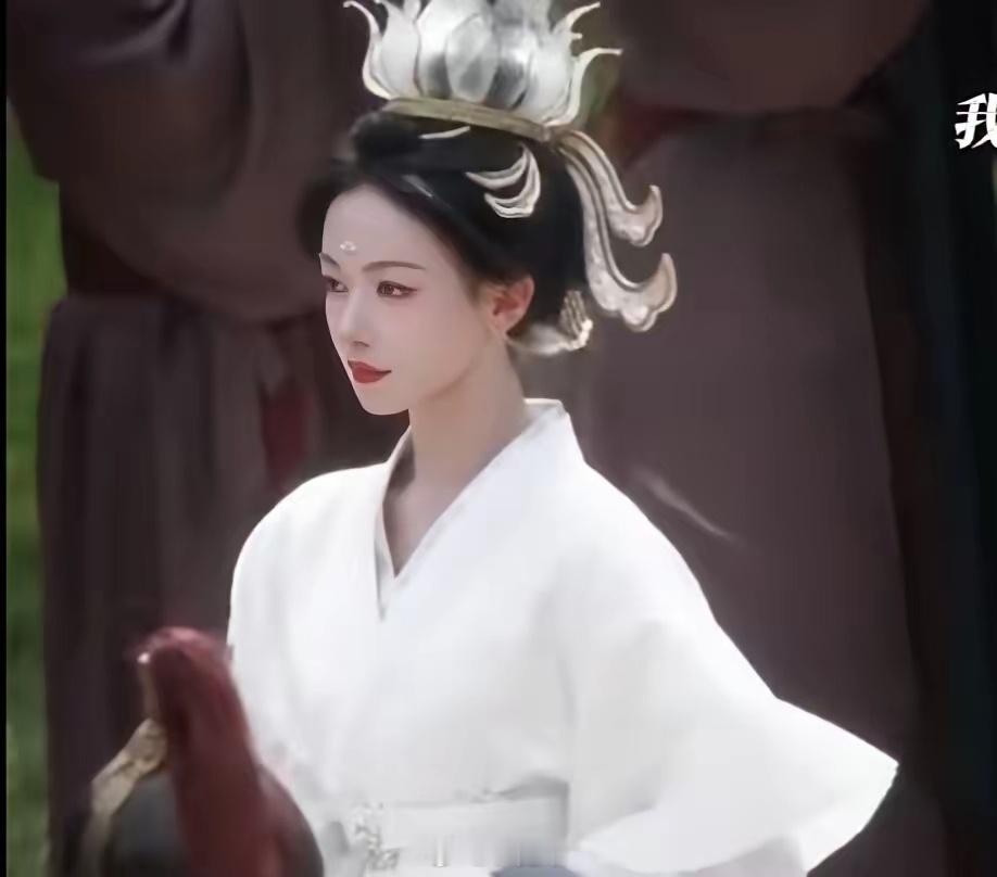 吴谨言之前演大美女一直被嘲，现在这颜值应该没问题了吧！ 