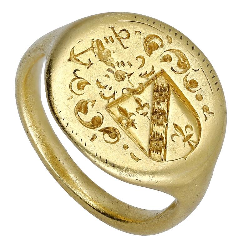 兄妹整理老家菜地挖出30年前金戒指 近日，“兄妹整理老家菜地挖出30年前金戒指”