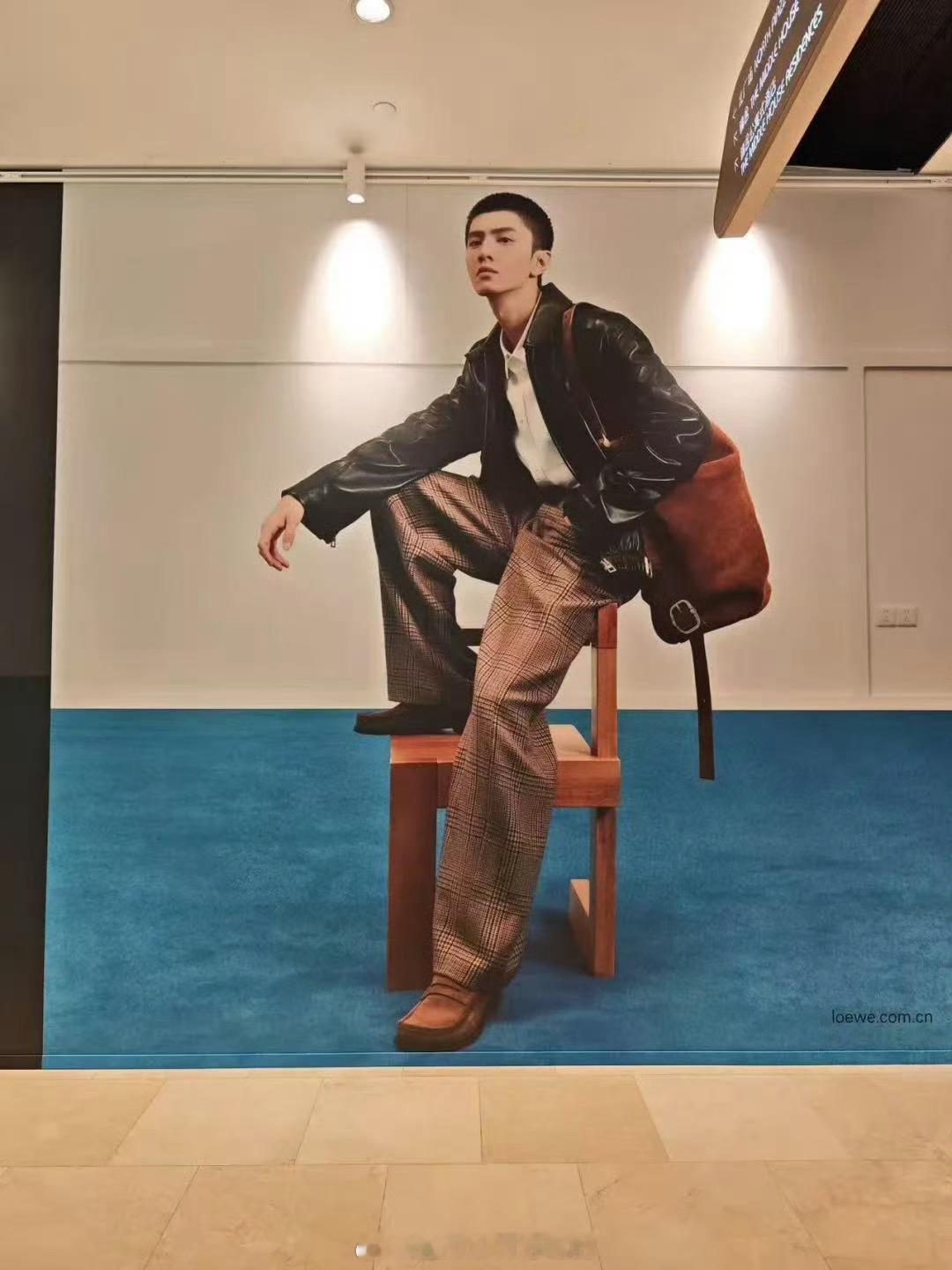 陈哲远罗意威地广来了[流鼻血] ​气质太好了 ​​​