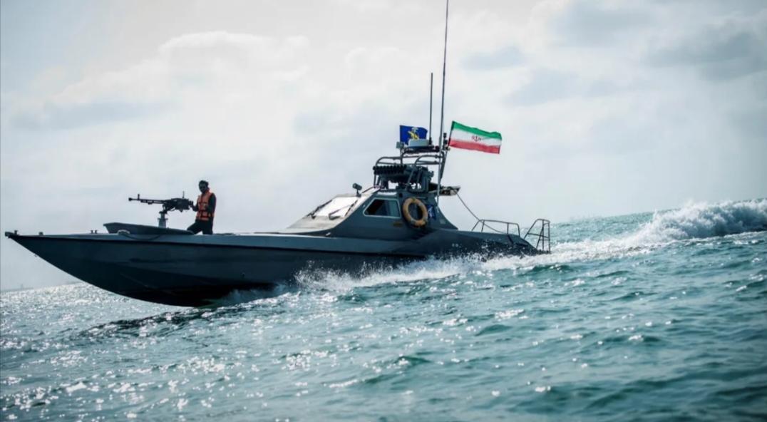 特朗普这操作真是绝了！据英媒报道，他在电话里威胁北约盟友，要是不协助美国让霍尔木