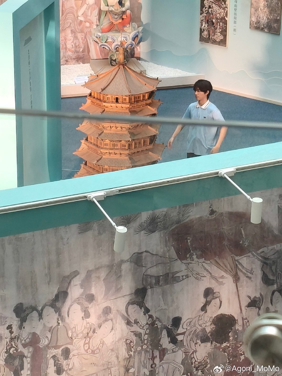 张子墨 学长你太美好了张子墨天才编曲人张子墨吐舌这个镜头