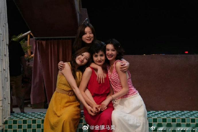 导演大家期待一下李兰迪的释放迷你剧喀什古城李兰迪[超话]从《你好，旧时光》到如今