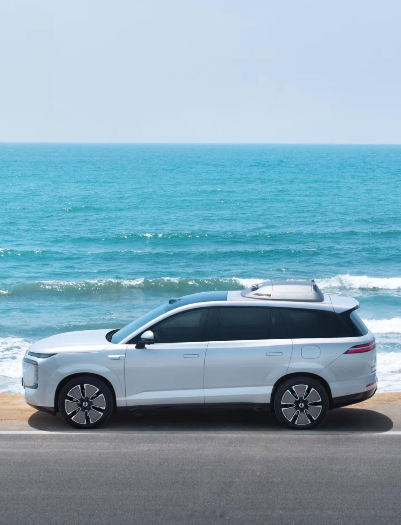 一台家人全票通过的车新车上市之腾势N8L。腾势N8L定为大型SUV，标配易三方、