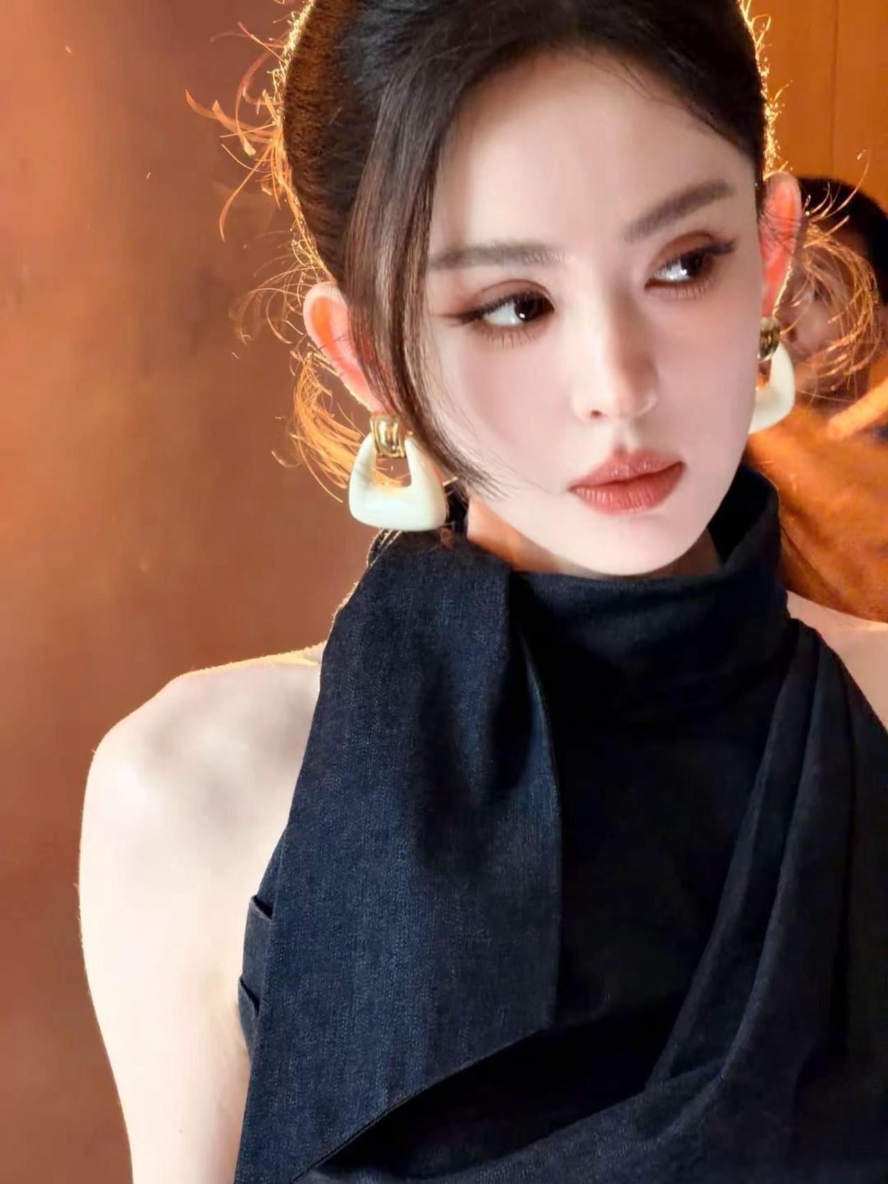 飒！娜扎这身造型，和猛士的气场太搭了 古力娜扎  猛士X700   生图live